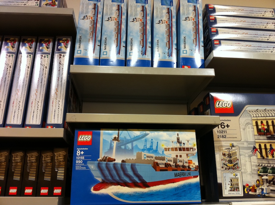 LEGO  Maersk Cargo Ship 10155