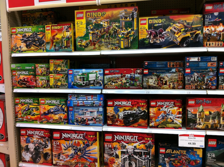 traidor detergente idioma LEGO 2012 Sets Hit the Shelves at Toys R Us – Brick Update