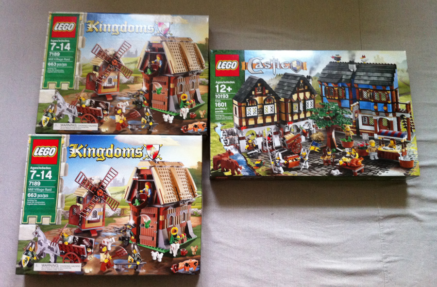 LEGO Kingdoms Mill Village Raid