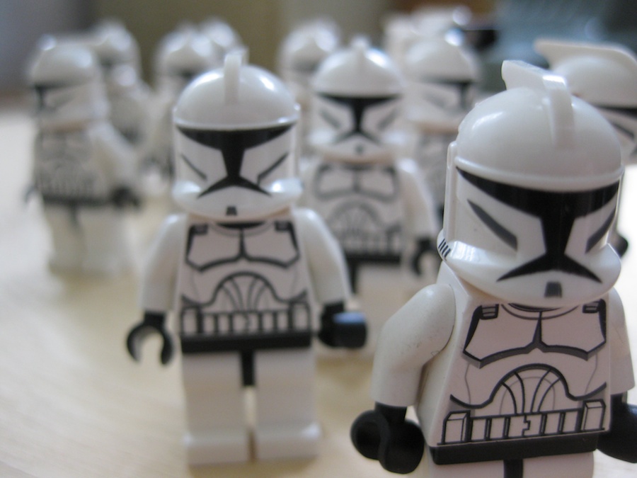 LEGO Clone Army