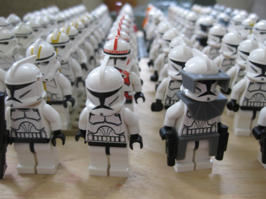 LEGO Clone Army