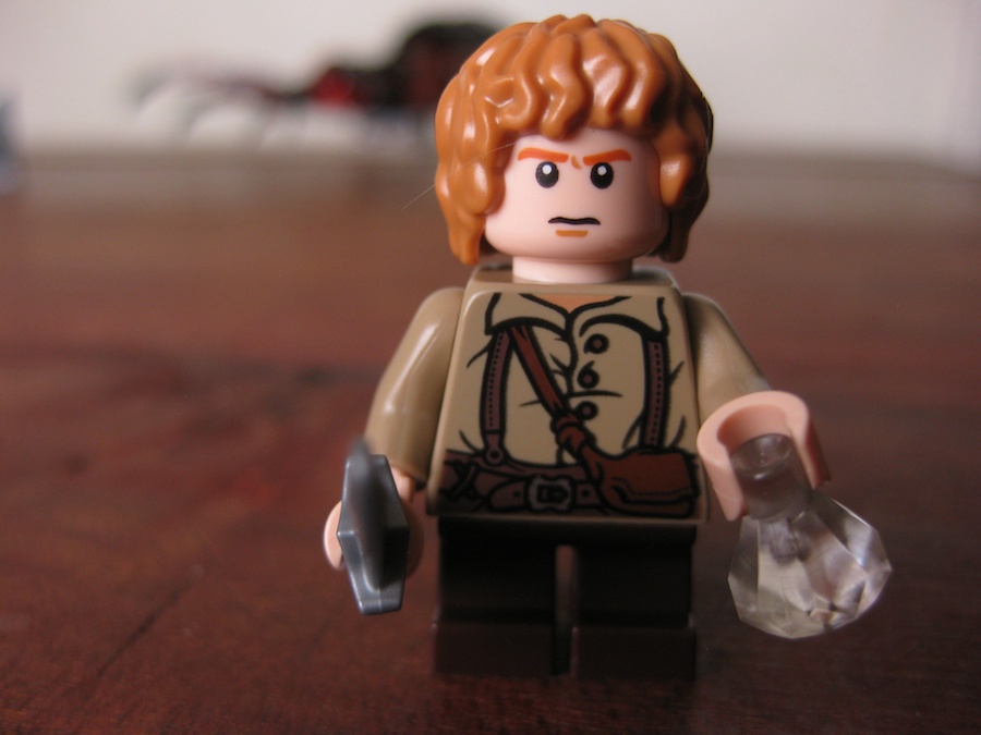LEGO Shelob Attacks
