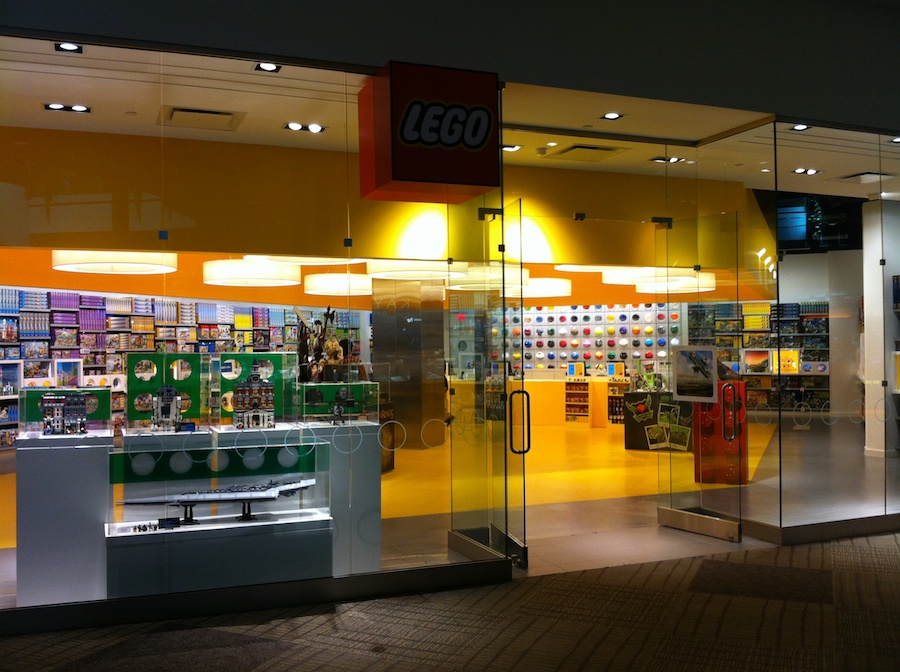 LEGO Store Jersey Gardens, Elizabeth, New Jersey