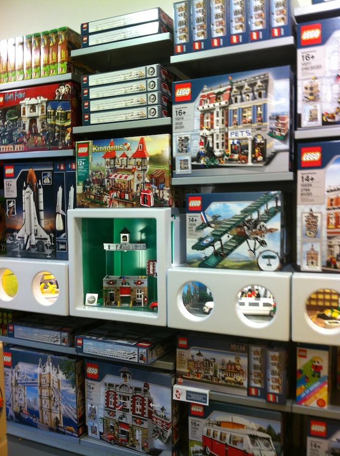 LEGO Store